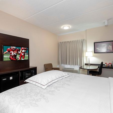 Red Roof Inn Plus+ Jacksonville - Southpoint Esterno foto