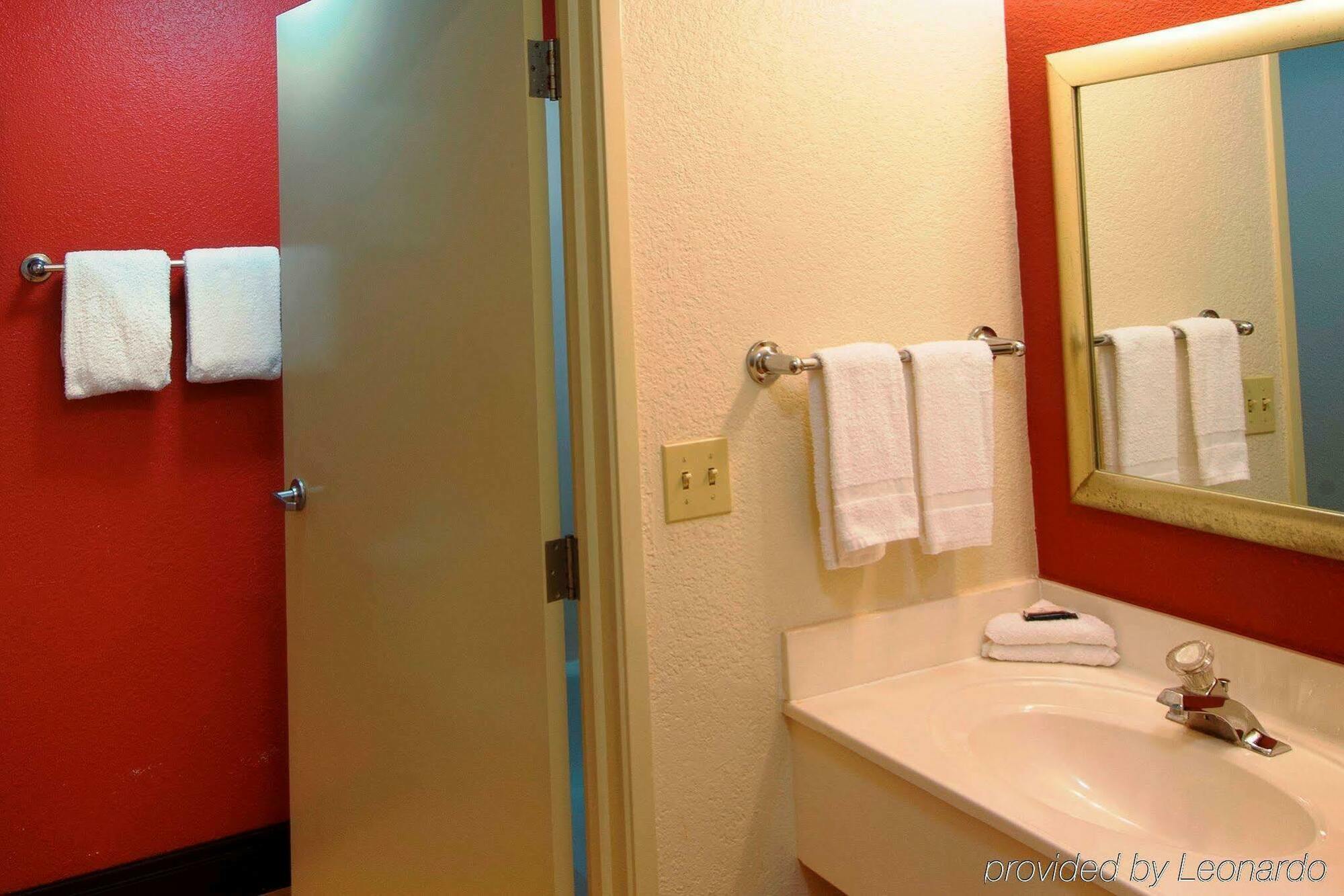 Red Roof Inn Plus+ Jacksonville - Southpoint Esterno foto