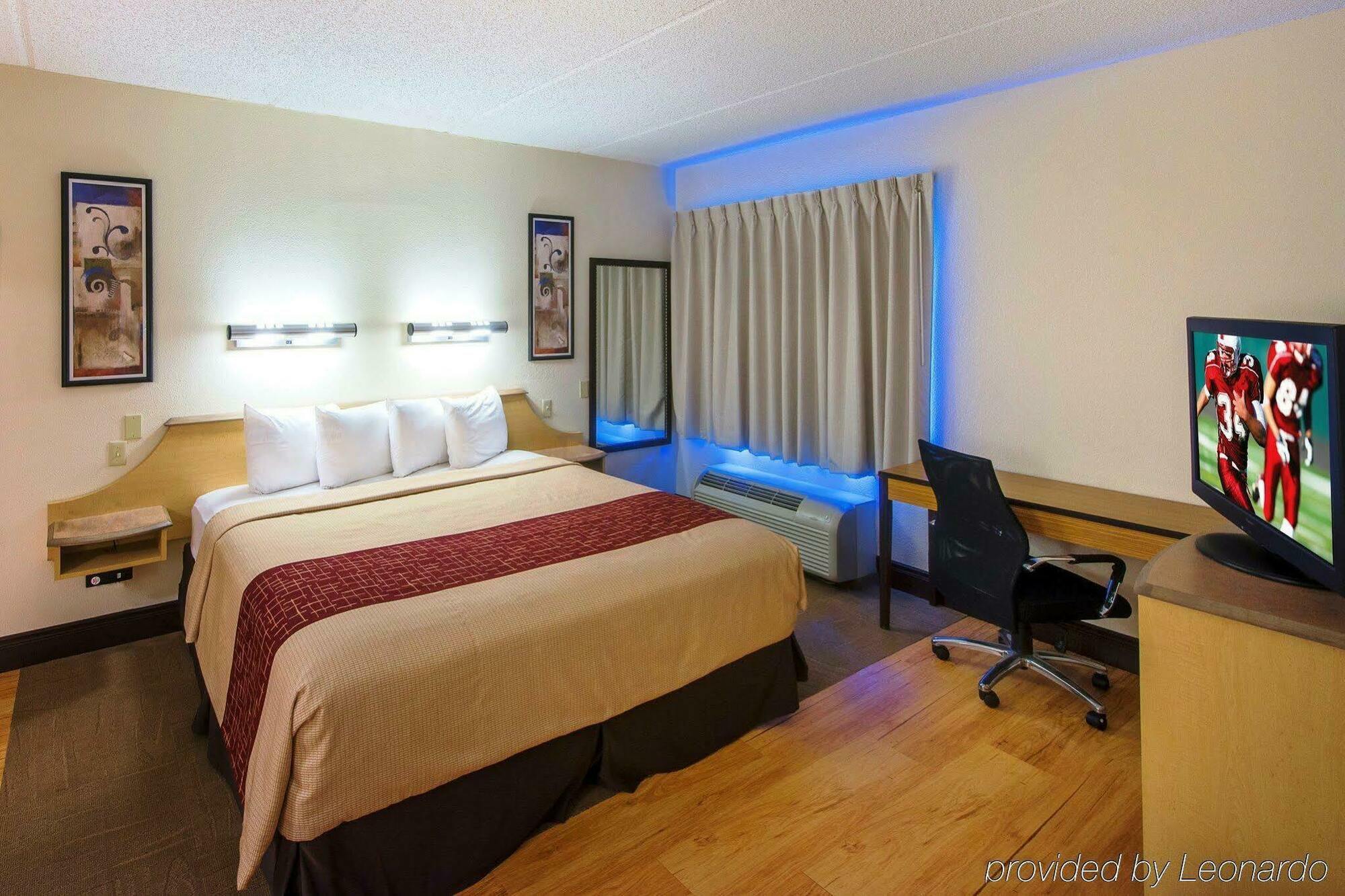 Red Roof Inn Plus+ Jacksonville - Southpoint Esterno foto